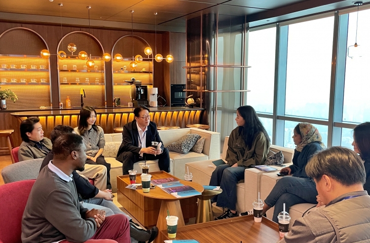 이명호 원장, 개발도상국 고위공무원 서울도시정책 최고위과정 연수생 일행 면담